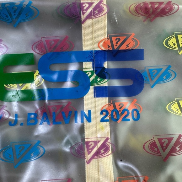 J Balvin 2020 Guess Cream Holographic Tote Bag - Picture 2 of 8